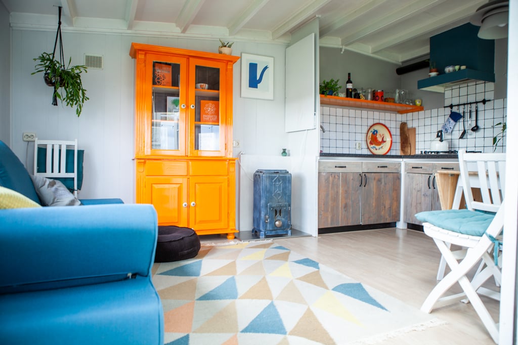 Woonkamer blauwe huisje