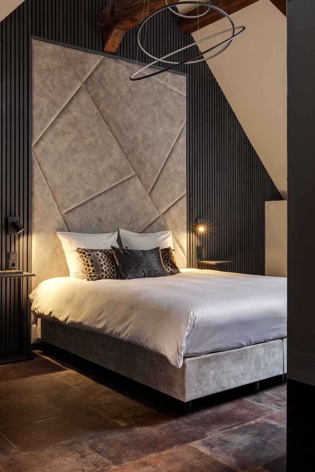Suite 003 - Thomas de Gier 01.jpg