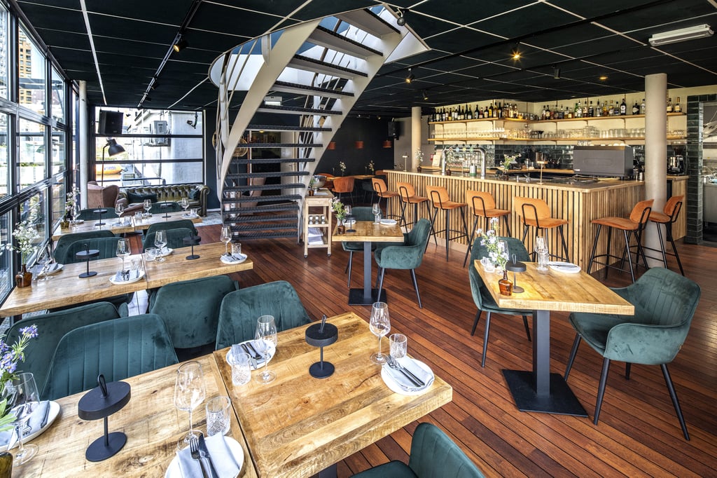 restaurant (1).jpg
