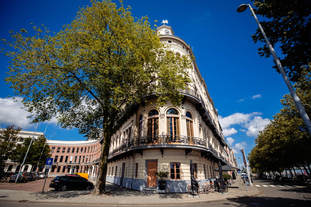 Pand Wereldmuseum - Platimo Bruidsfotografie.jpg