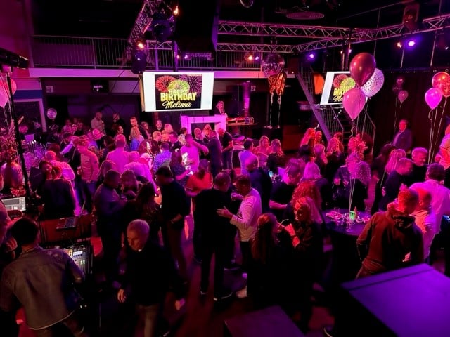 Groepsfeest.jpg