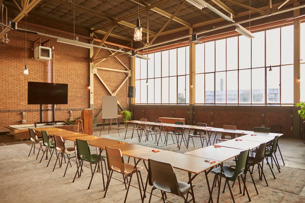 vergaderlocatie loft boardroom opstelling