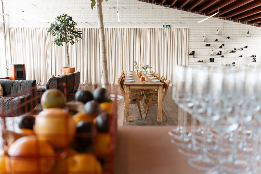 PIATTI Event ruimte met prive bar, terras, lounge, entree en toiletten