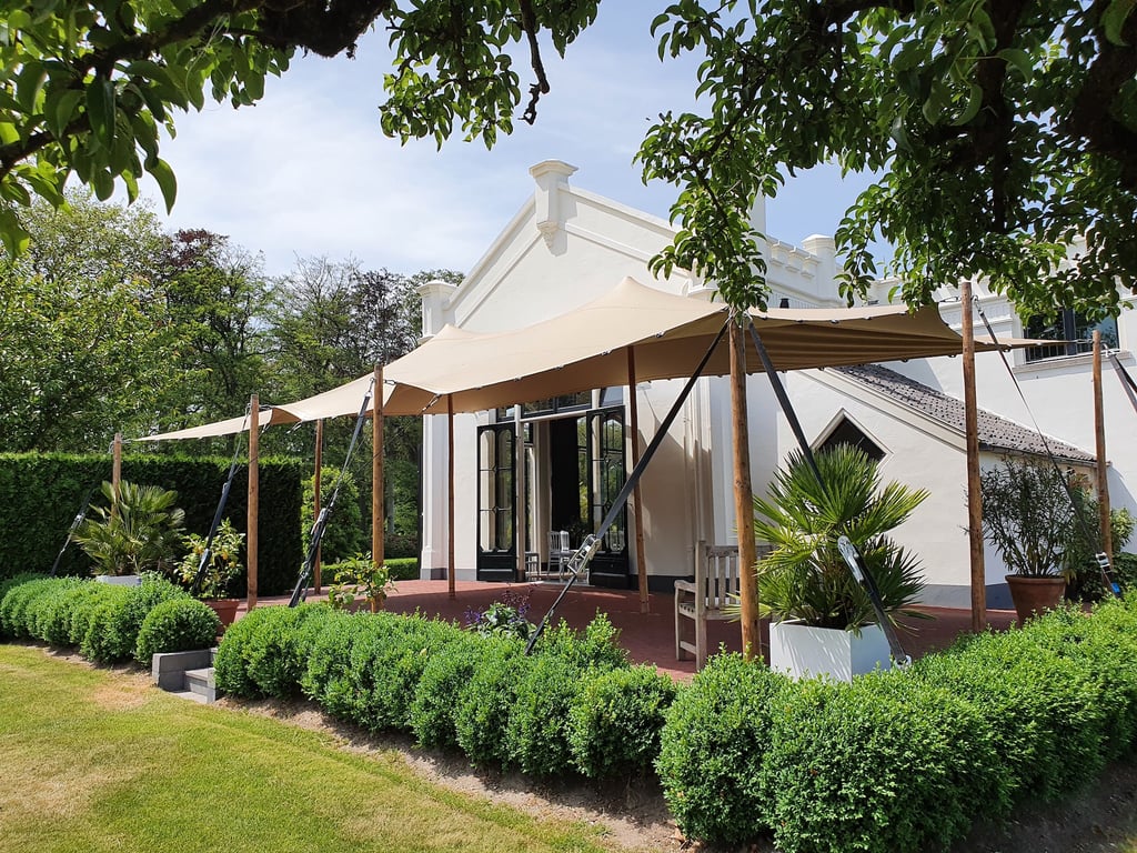 Terras Oranjerie Sandenburg.jpeg