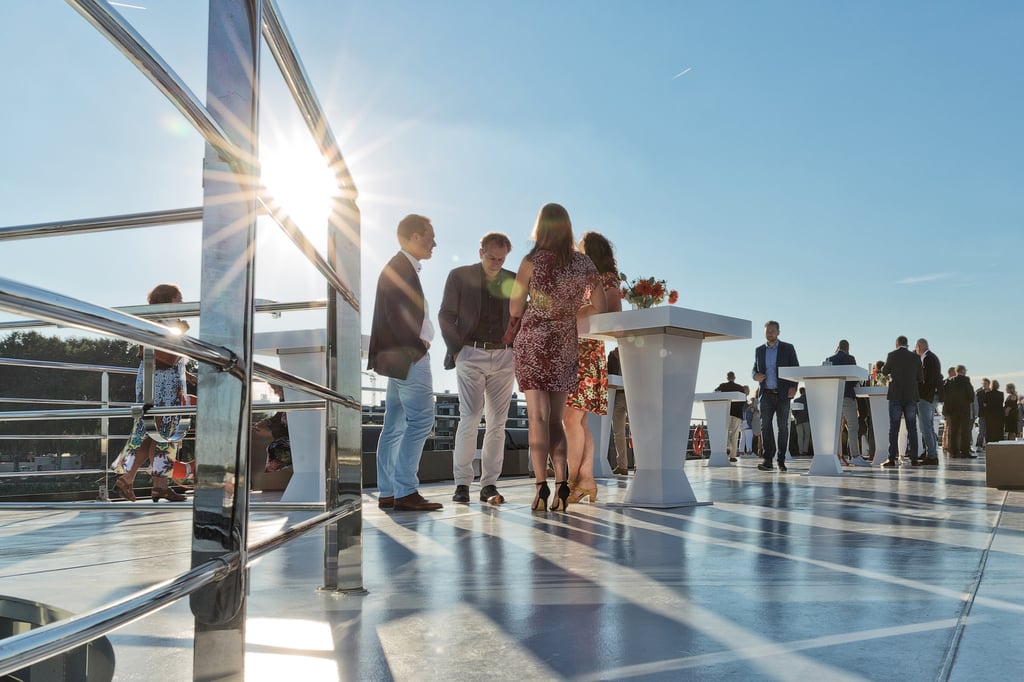 Top deck
