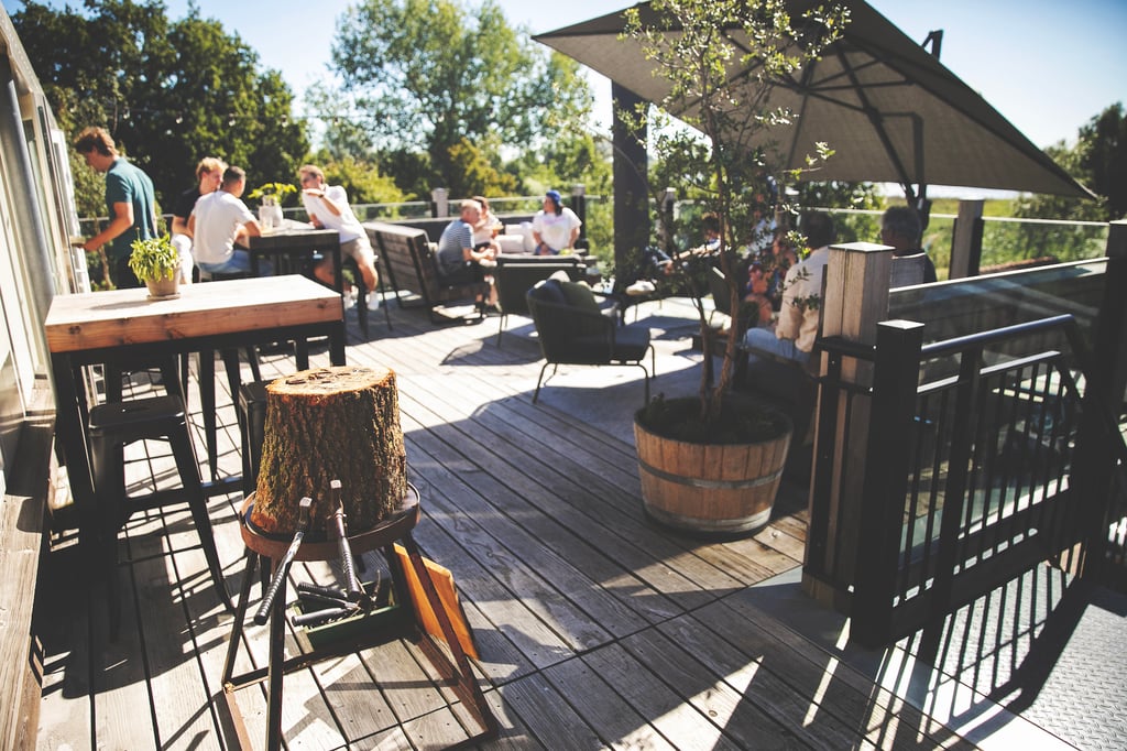 Buiten_terras.jpg