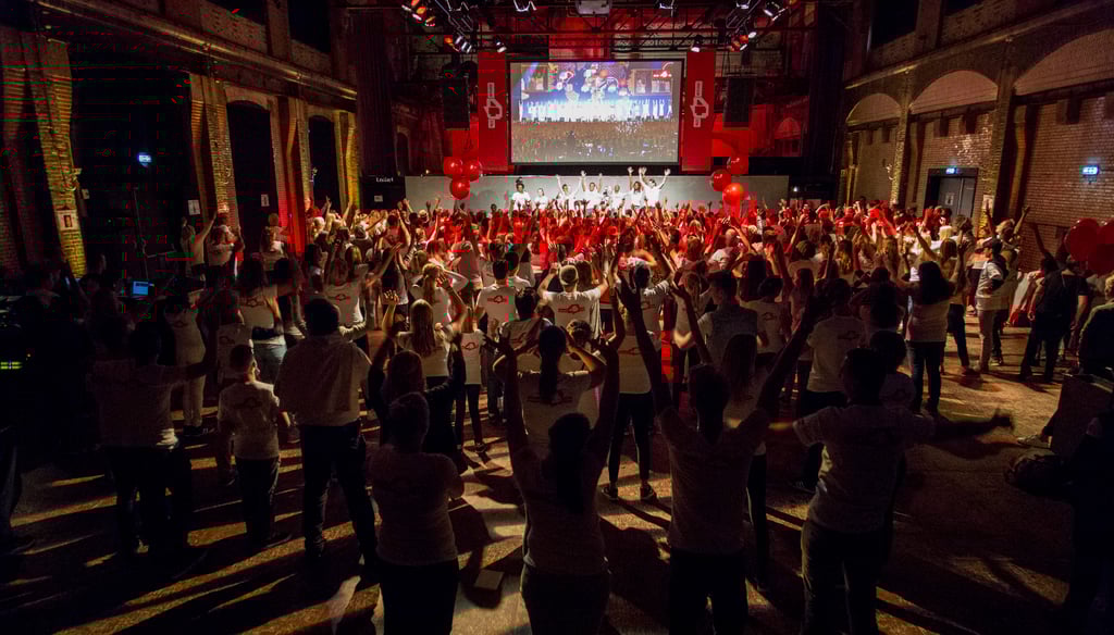 Lichtfabriek Turbinehal Feest.jpg