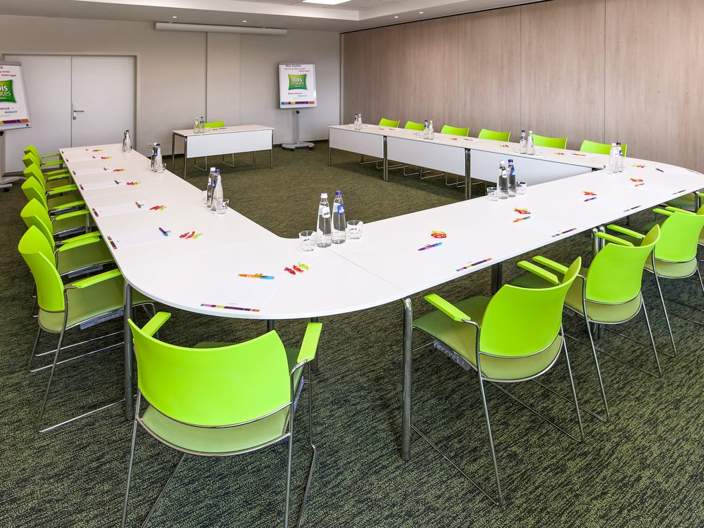 Vergaderzaal 90p ibis Styles Zeebrugge