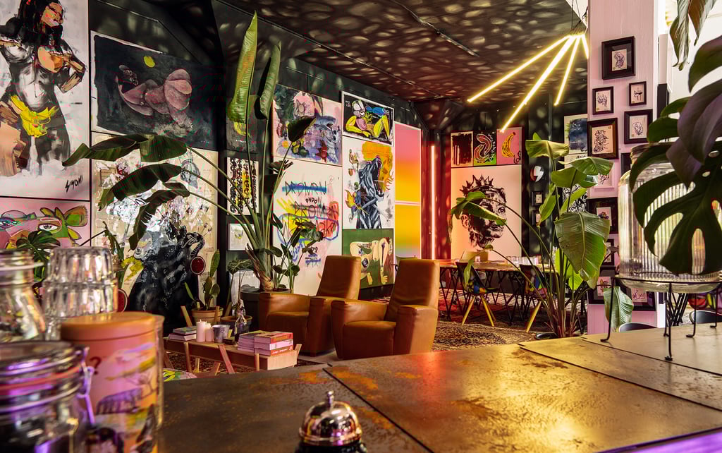 Dutch Art Room Rotterdam 2.jpg