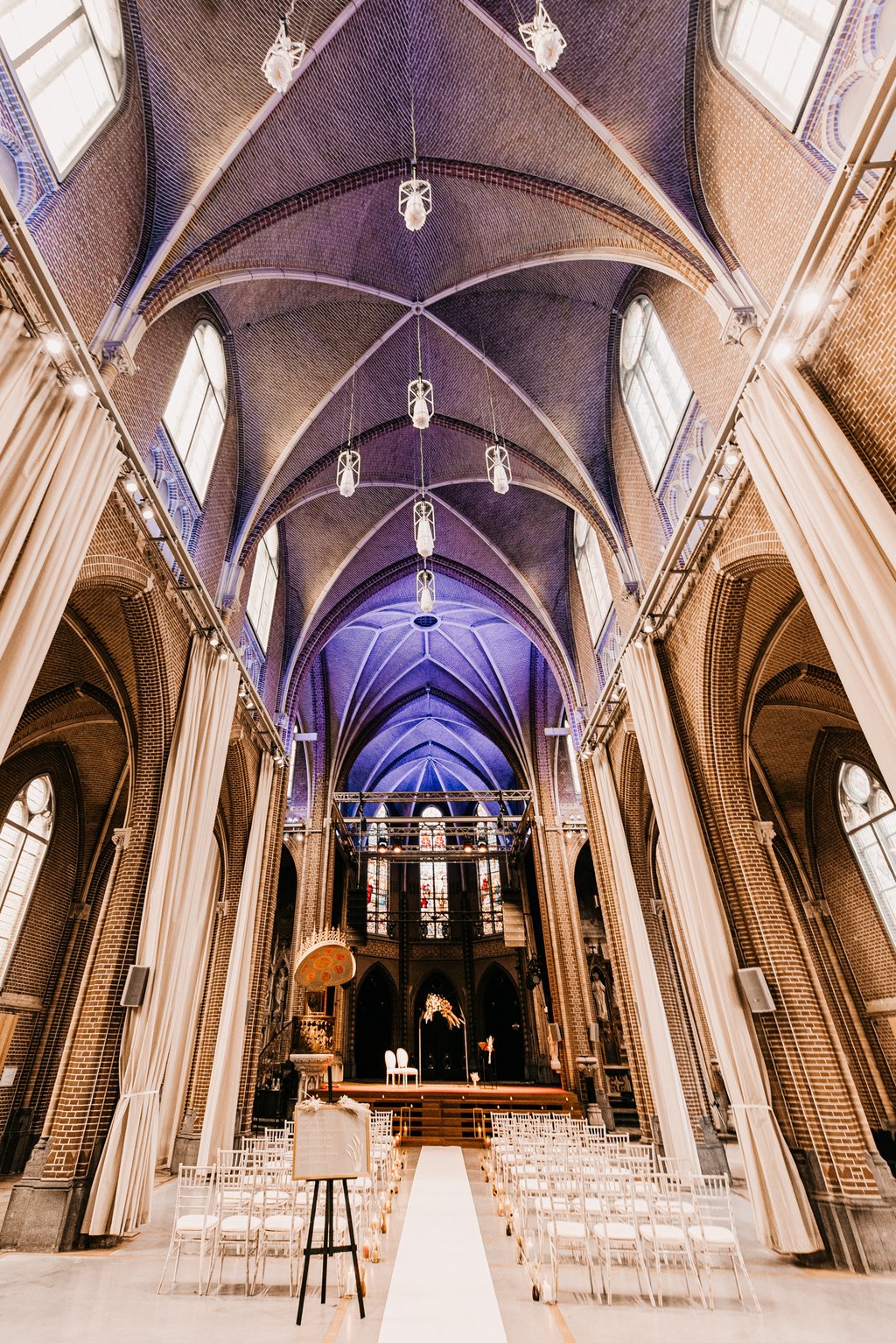 Bruiloft ceremonie Paterskerk.jpg
