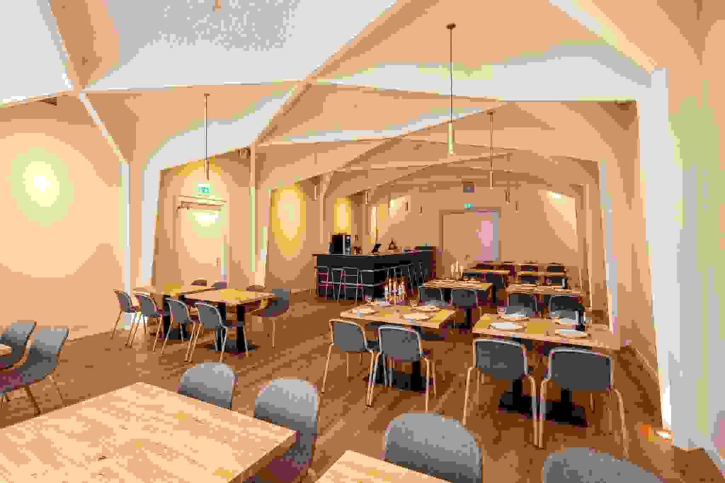 Restaurantopstelling-Tuinzaal