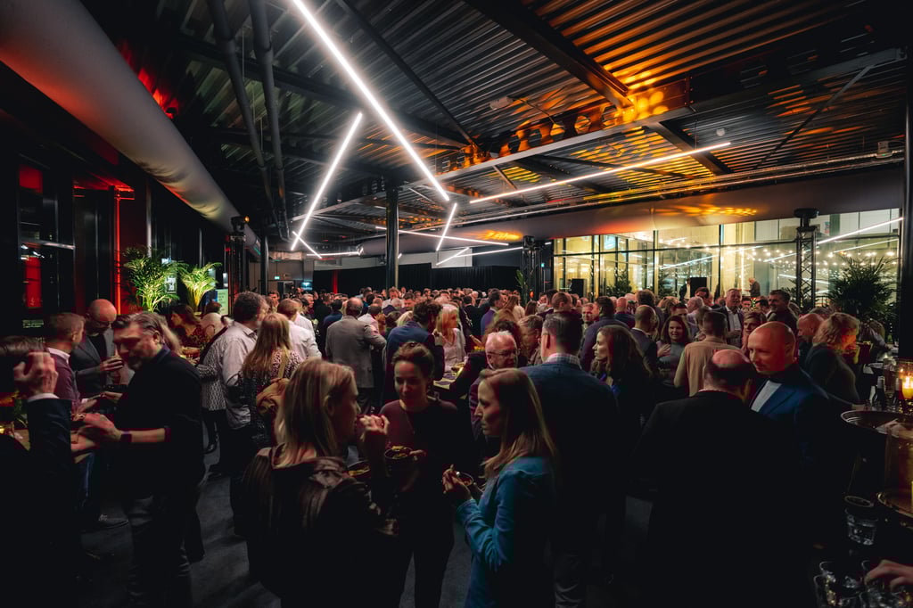 Borrel in evenementenfoyer