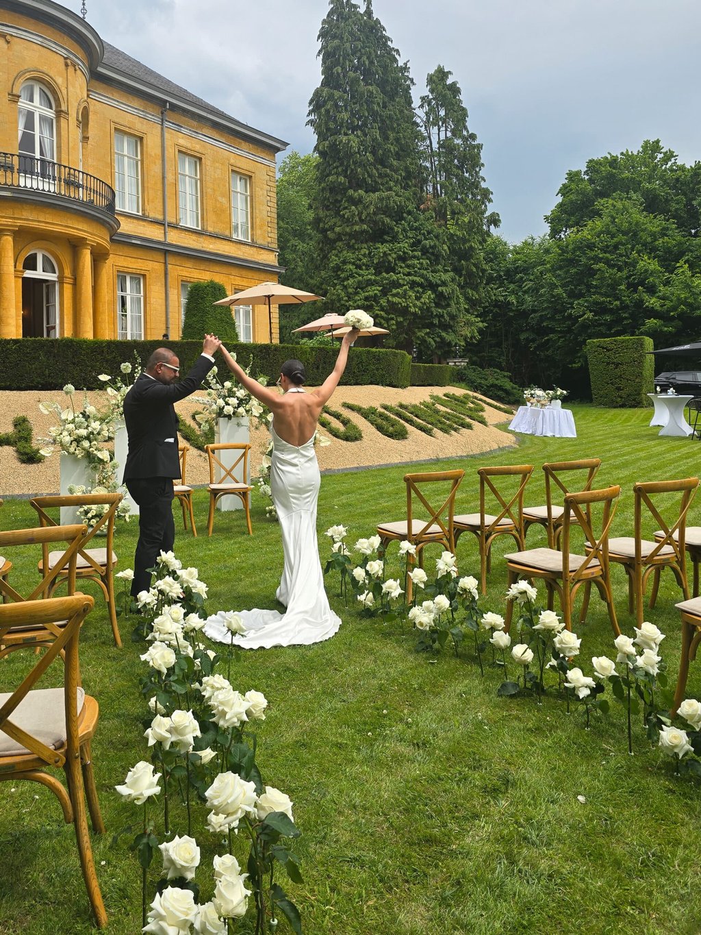 Buitenceremonie bij Kasteel Oost