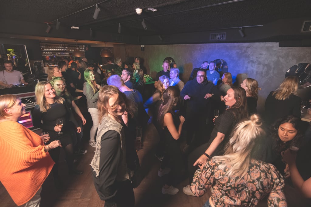 Feest in de Basement