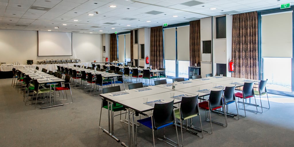 Jagershorst-Interieur-Trainingskamp-Zaal-1--2-en-3-Buffetopstelling-030