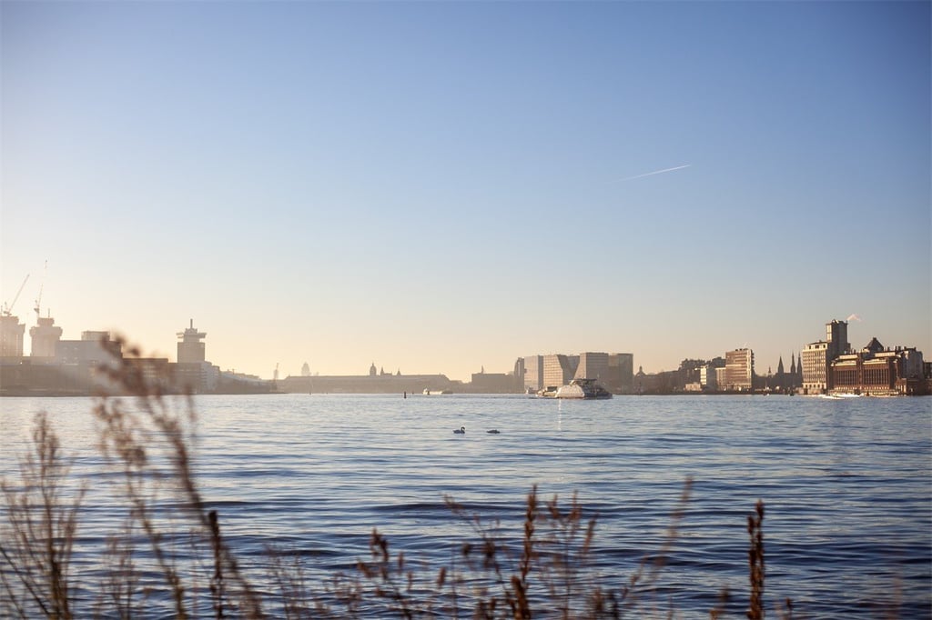 Aan Het Water1 (1)