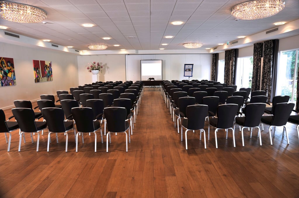 Doorwerth-Interieur-Zalen-Tuinzaal-theater--2-