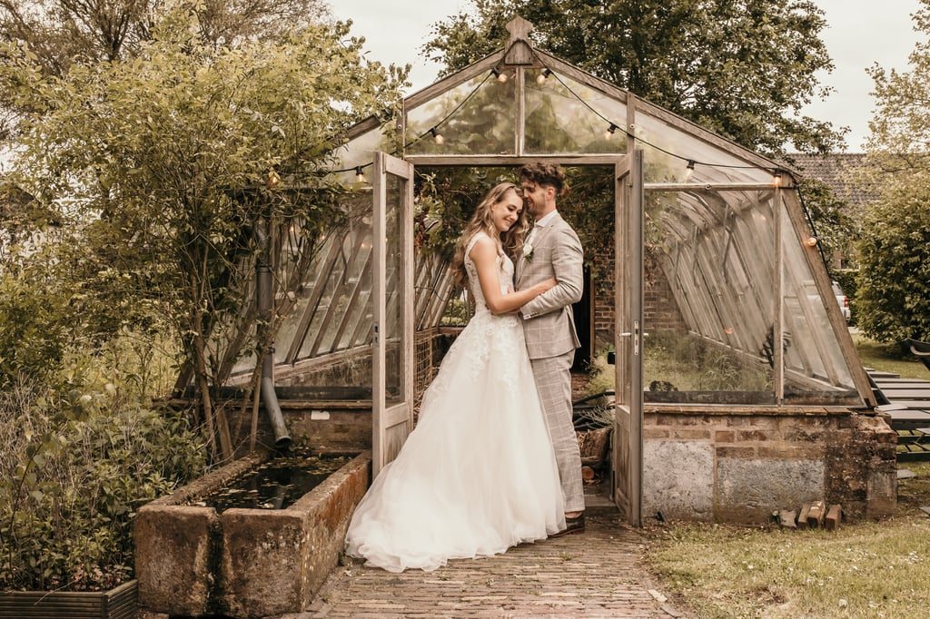 Fotoshoot tuin met kas van landgoed Chateau de Raay 