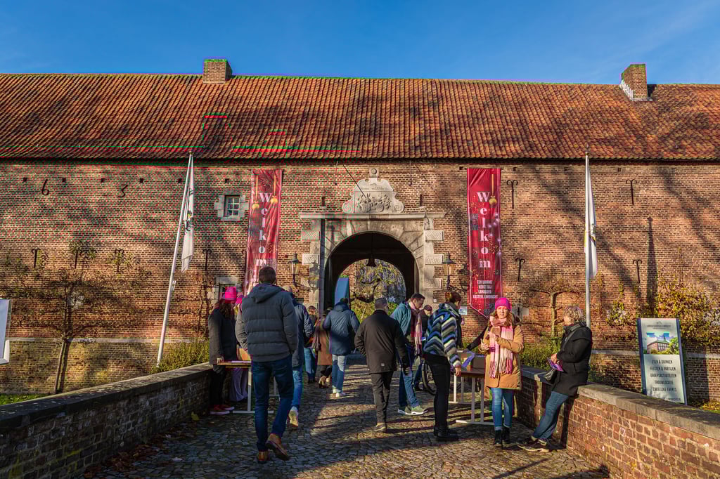 2023-12-07_KL_Gilde-Kerst_(ROCKATEER)-014.jpg