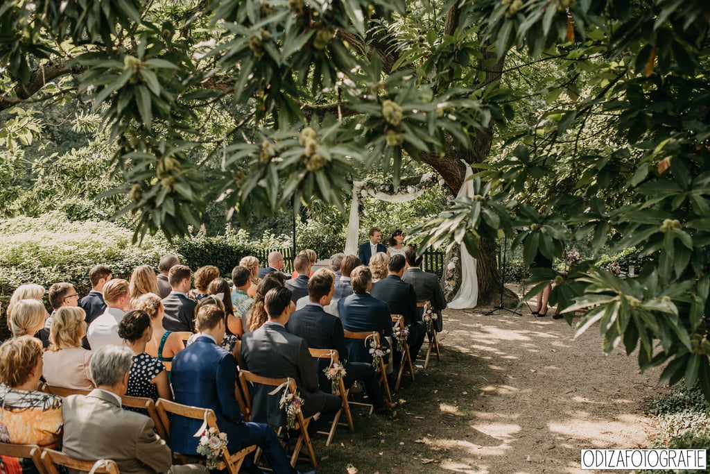 Trouwen onder de monumentale kastanjeboom