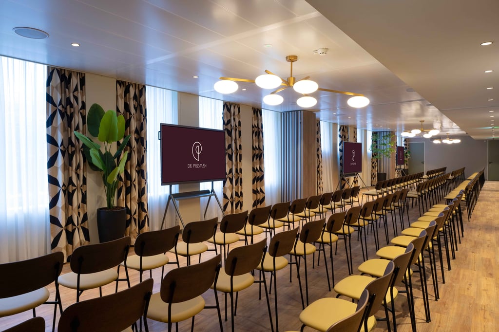 De Plesman - M123 - Theater (1)