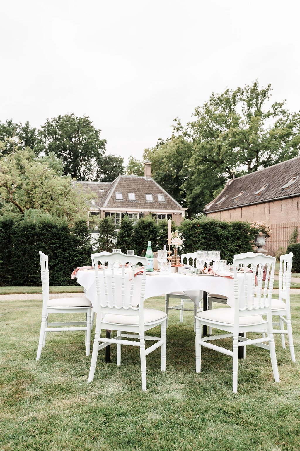 Intiem Dineren in de tuin 