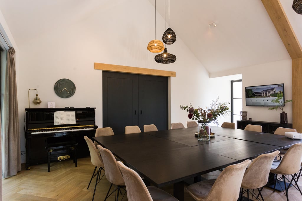 Eet / vergaderruimte Villa Oudendijck