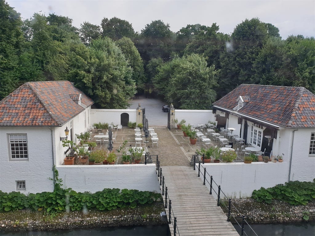 Het Koetshuis  (1)
