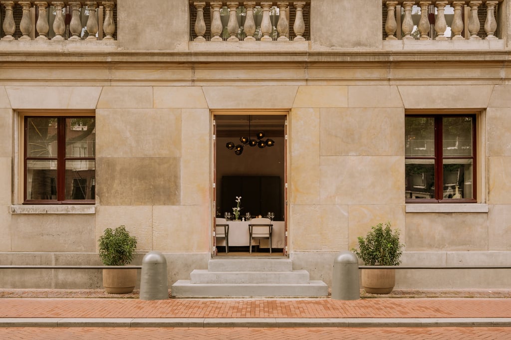 Salon_One- entrance