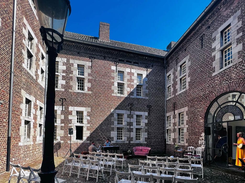 binnenplein-kasteel-trouwen.jpg