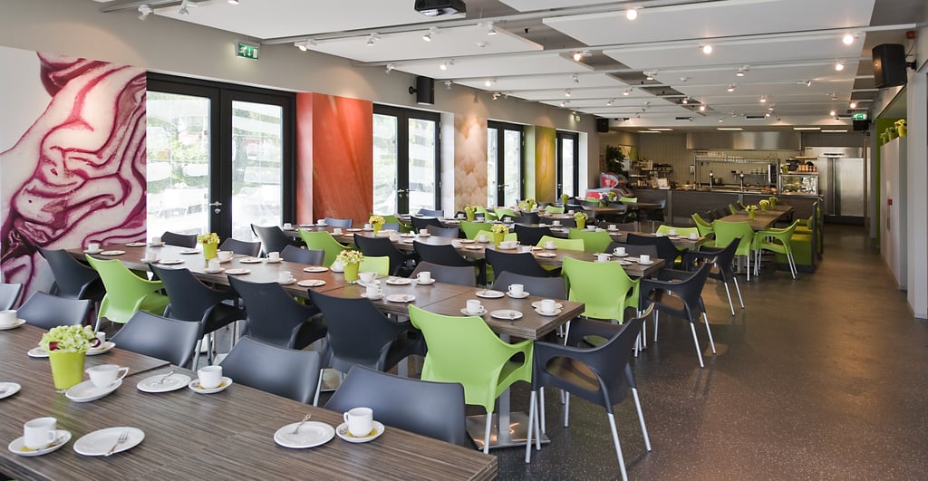 In het restaurant in  'De Toekomst' is plaats voor ruim 100 personen. Foto F. de Weerd.jpg