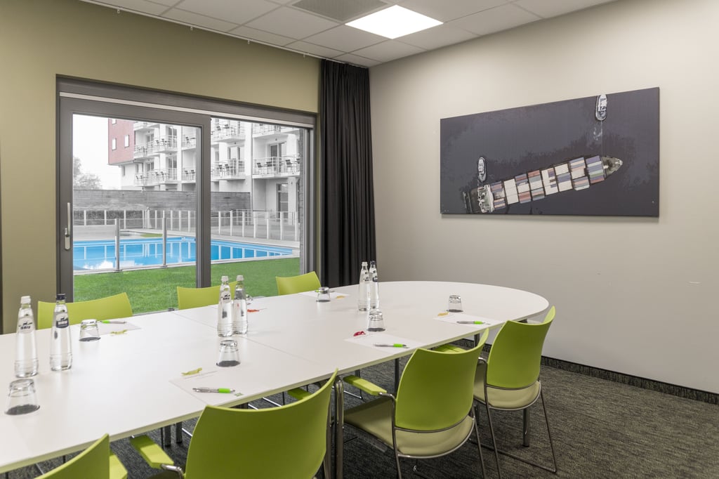 Vergaderzaal 20p ibis Styles Zeebrugge (1)
