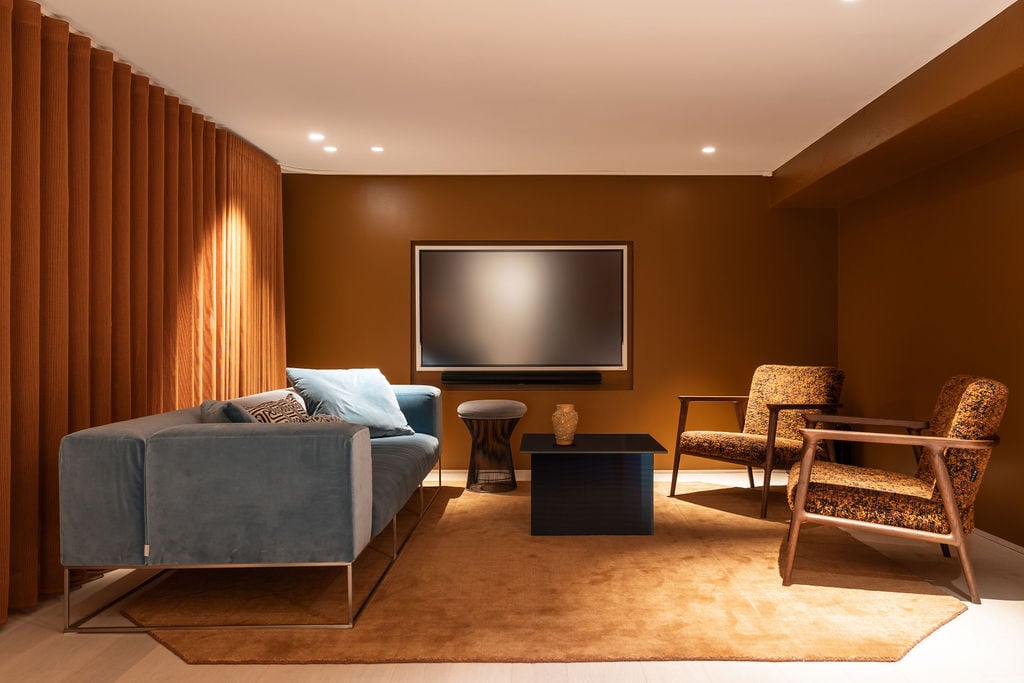Basement - Presentation room  (zone 1) 