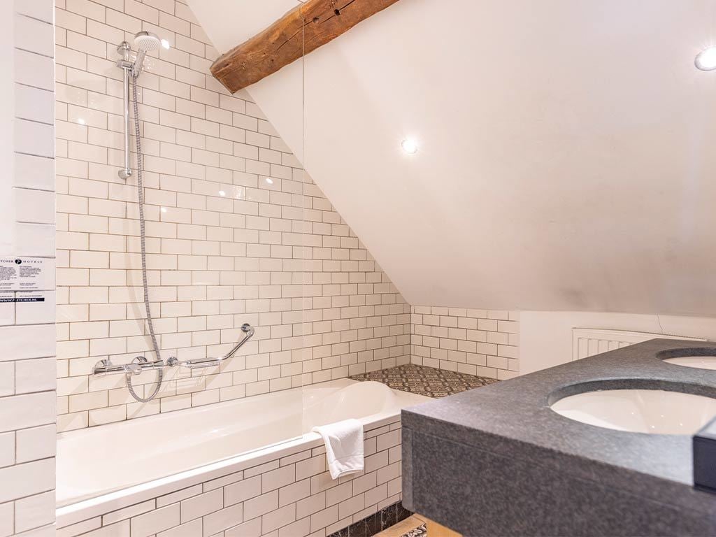 Badkamer familiekamer 