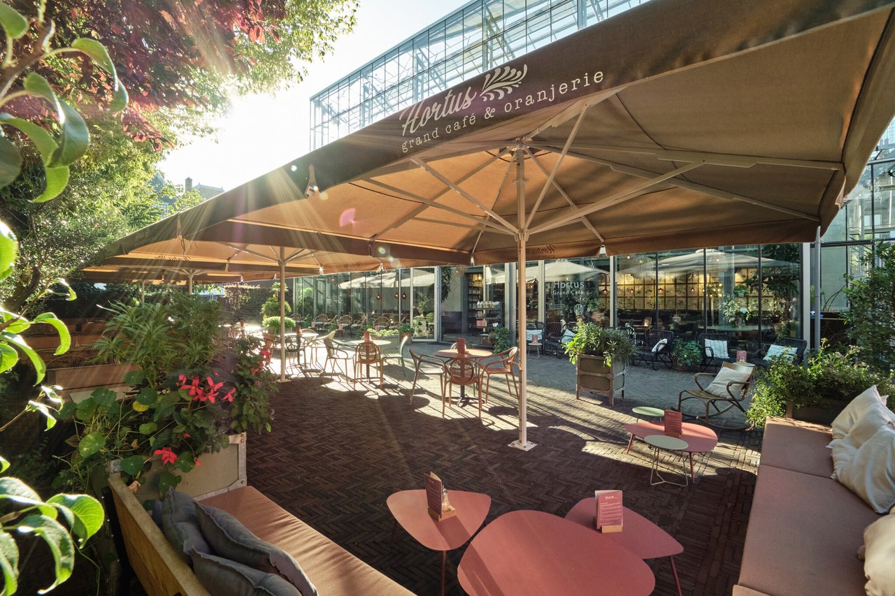 Terras - Hortus Grand Café (1)