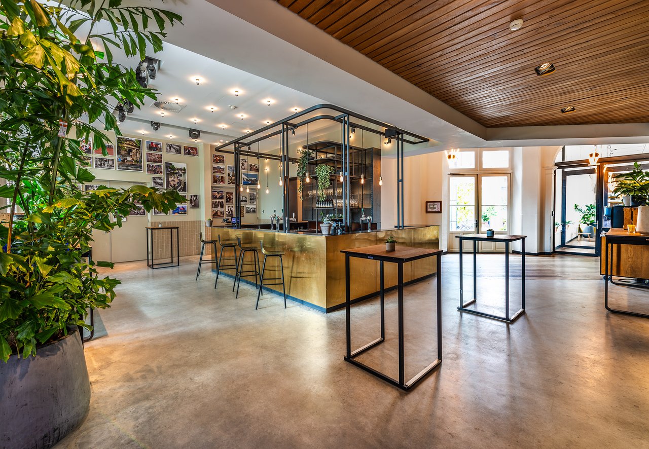 Foyer Bar (1)