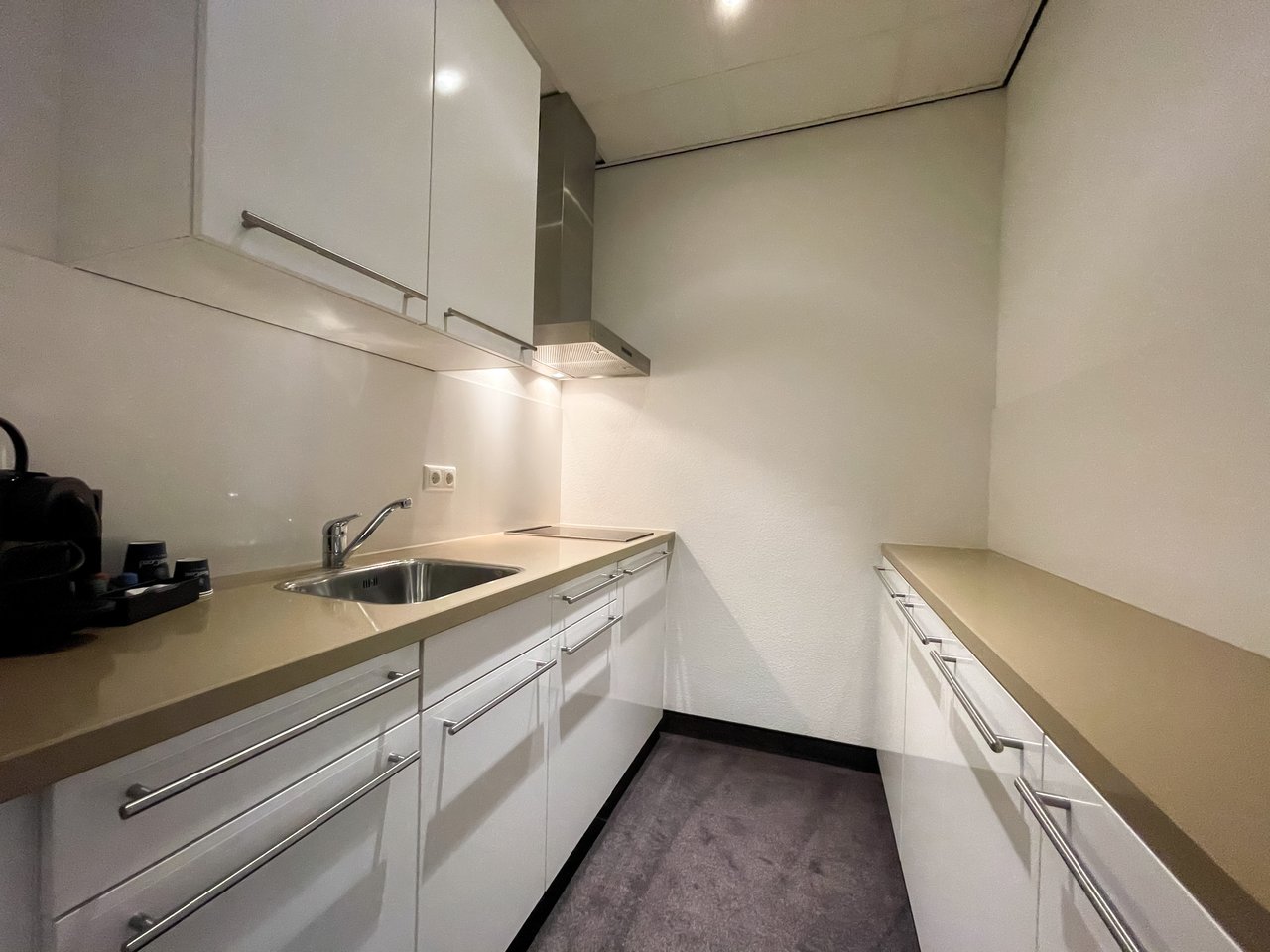 WTC - WOW Suite - keuken - 13.jpg