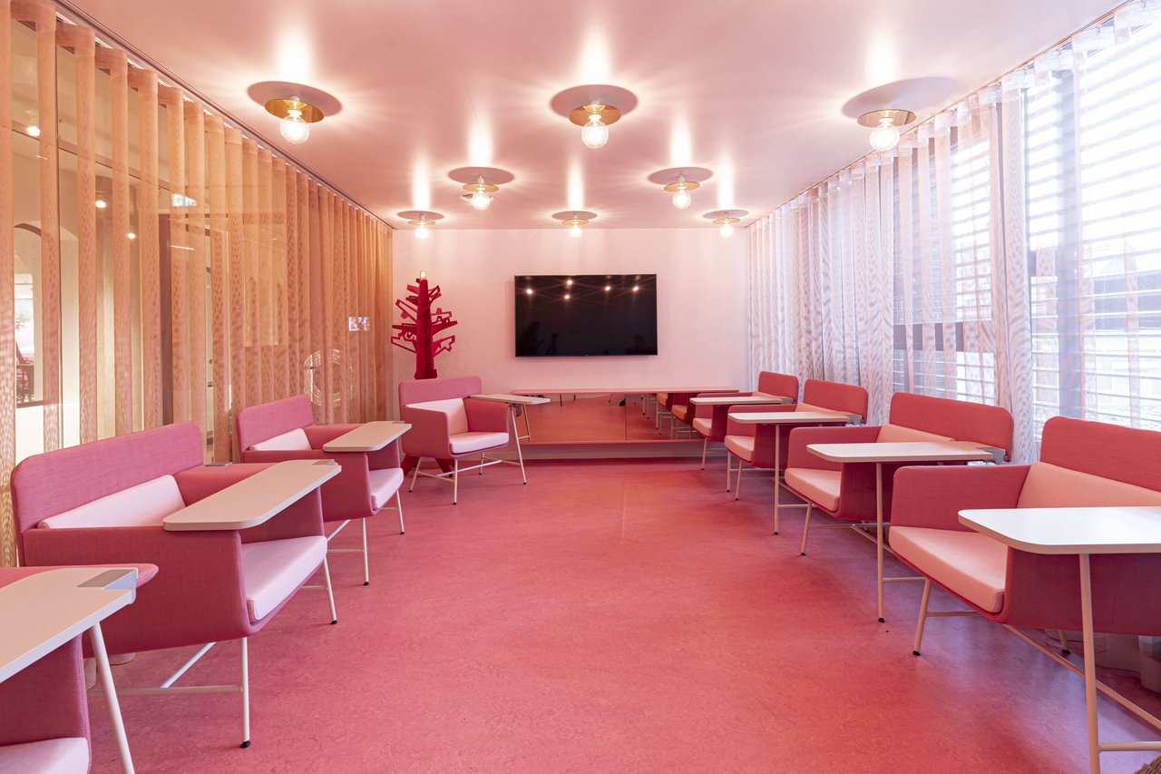 Meeting in The Pink Salon
