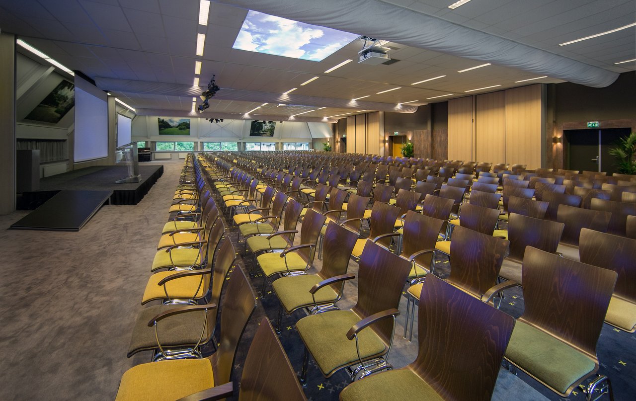 Congreszaal samengevoegd A,B,C