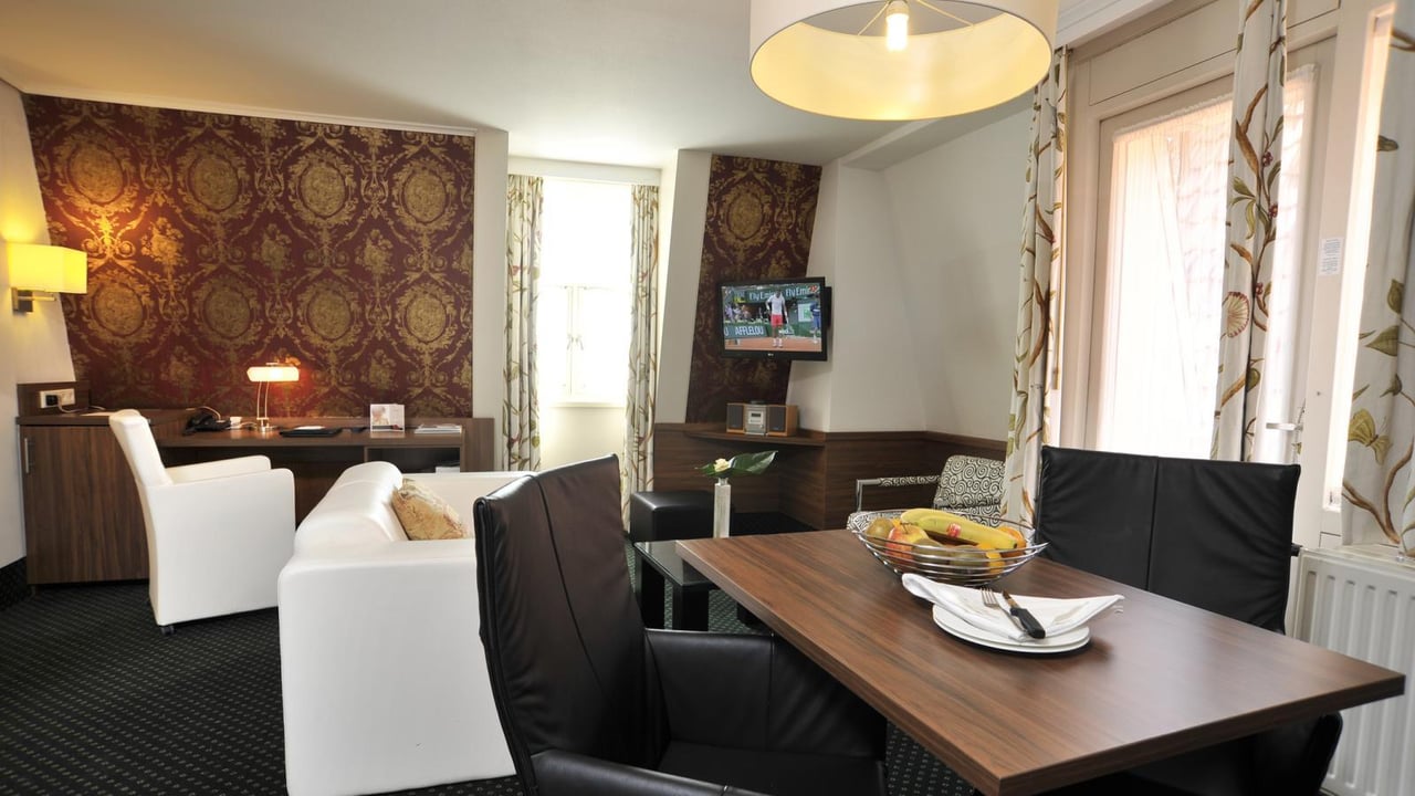 Junior suite 3 - zitgedeelte.jpg