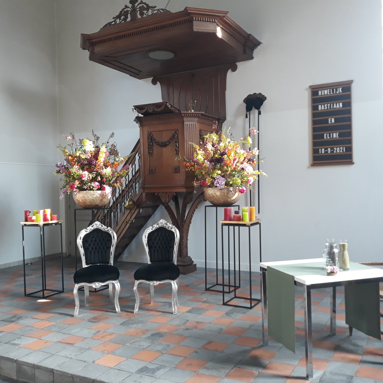 Trouwstoelen (1)