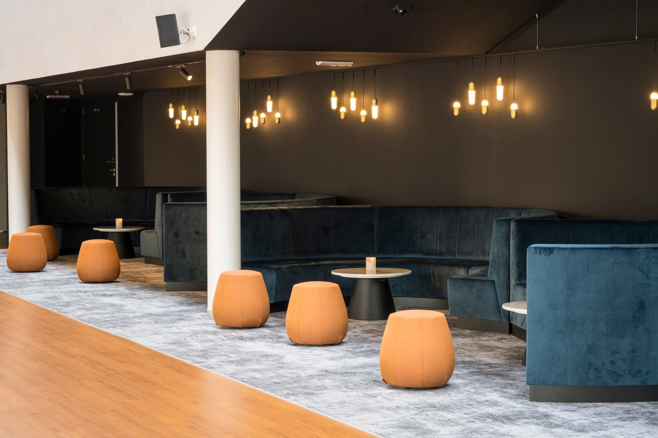 Zithoek Nieuwe Foyer - Congrescentrum Orpheus