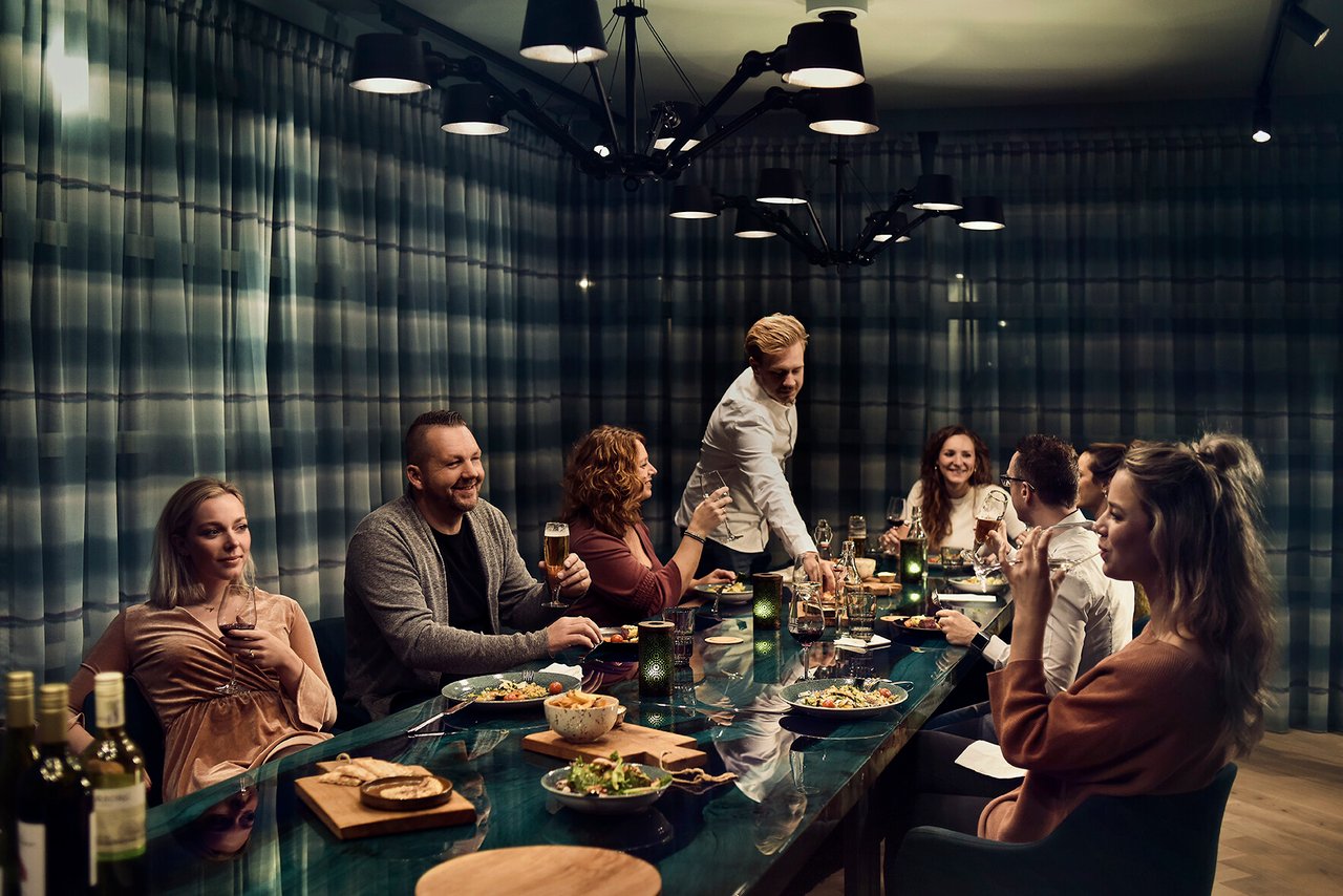 Glassroom-2-LR