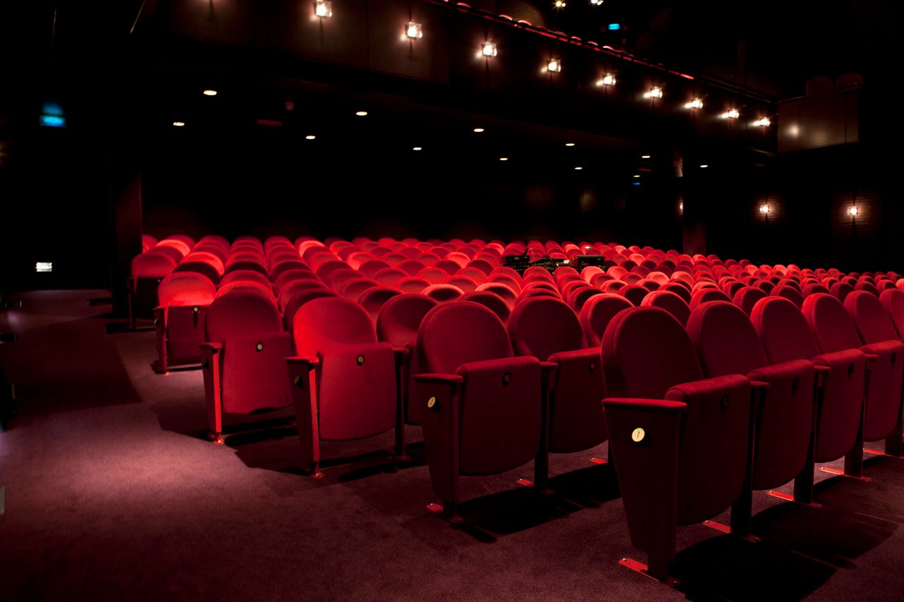 Grote-Zaal-Theater-de-Speeldoos-Baarn---Foto-Lilianne-Vloet
