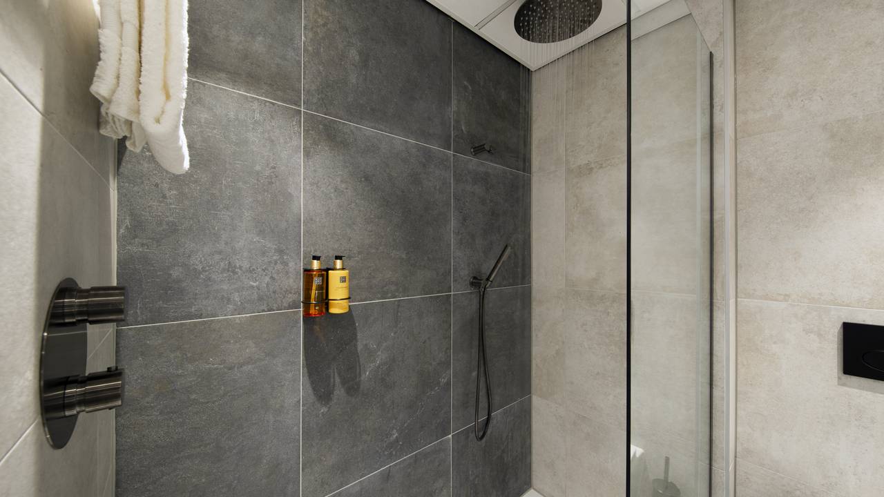 Single Kamer - Badkamer