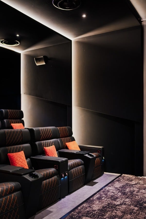 15-12-2025 Bioscoop opening VUE cinema’s 6000pix 300ppi 00040-formaat-gewijzigd-naar-middelgroot.jpg