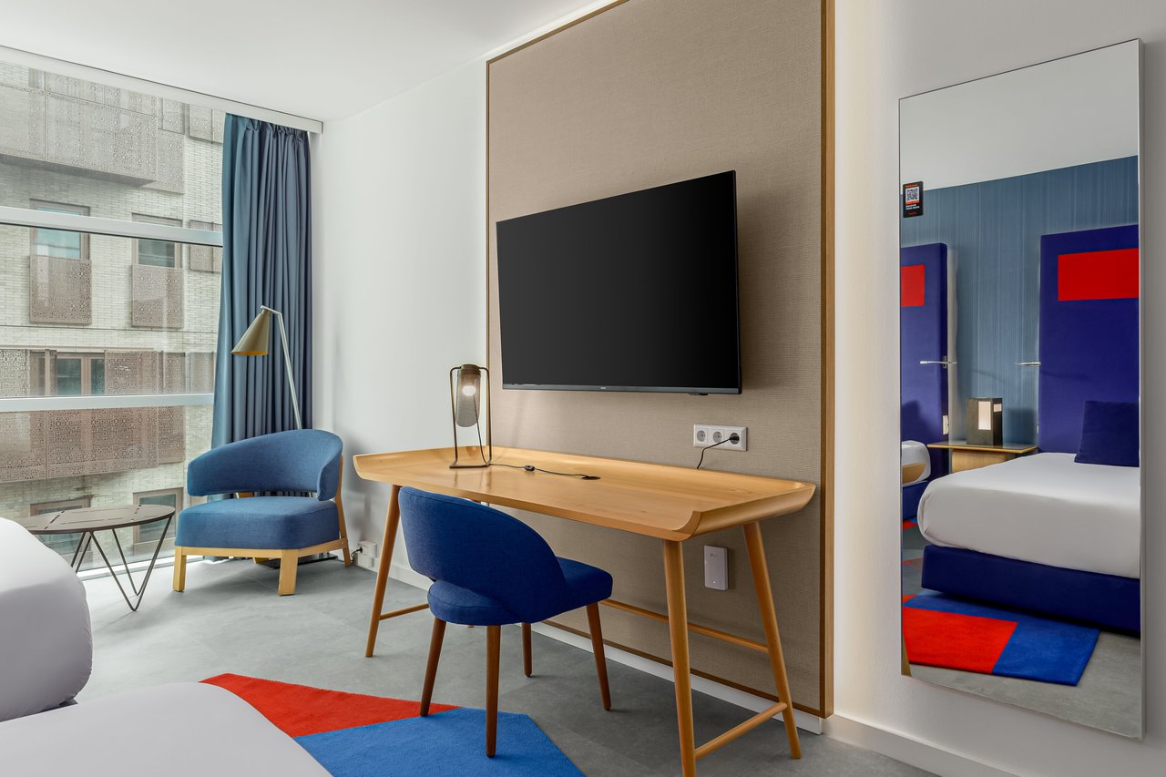 Superior Twin Room (2)