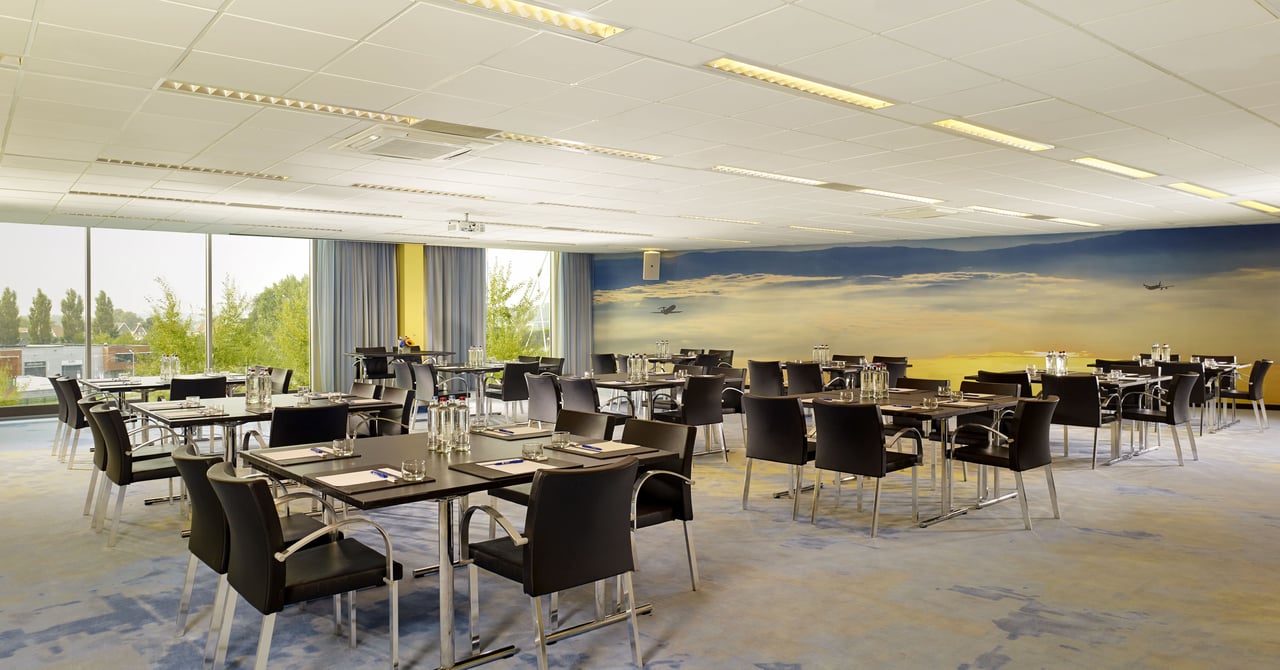 Sky Meeting Room 3 in Cabaret Arrangement