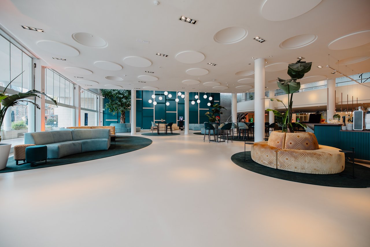 Green Lounge 