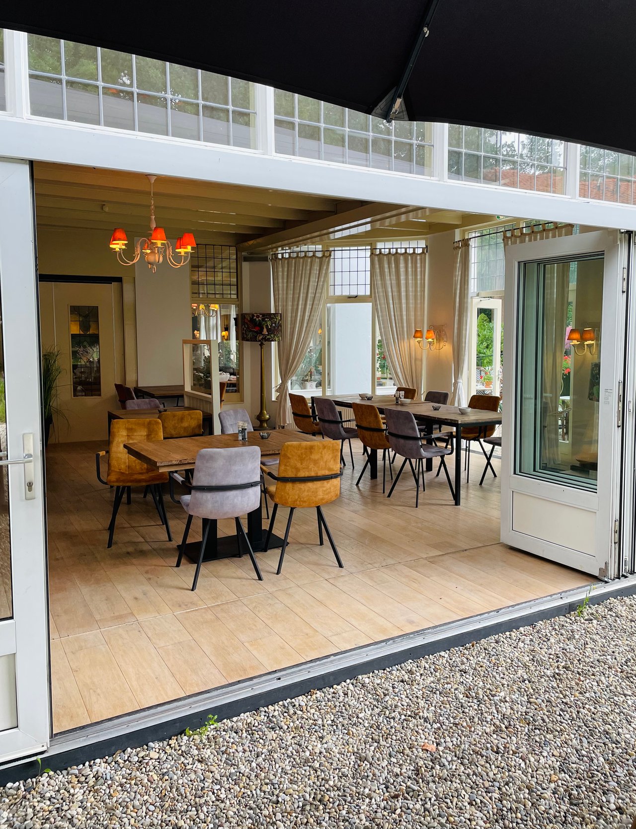 bistro in de bossen